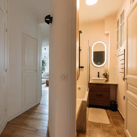 Appartement Gorgeous Riverfront 1bd Eiffel Tower! *
